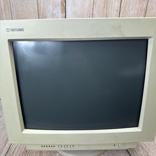 Tatung Retro Gaming Monitor 14” (C5D1RDK-E01) With Power Lead - Picture 4 of 15