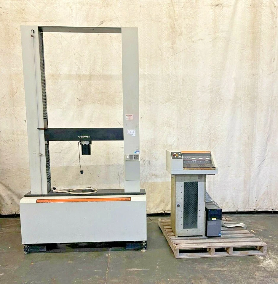 MÁQUINA DE ENSAYO DE MATERIAL HIDRÁULICO ISTRON SERVO MODELO 4206