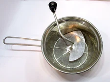 Vintage Foley Turn Crank Heavy Duty Steel Food Mill 5x9 Ricer Strainer Grinder