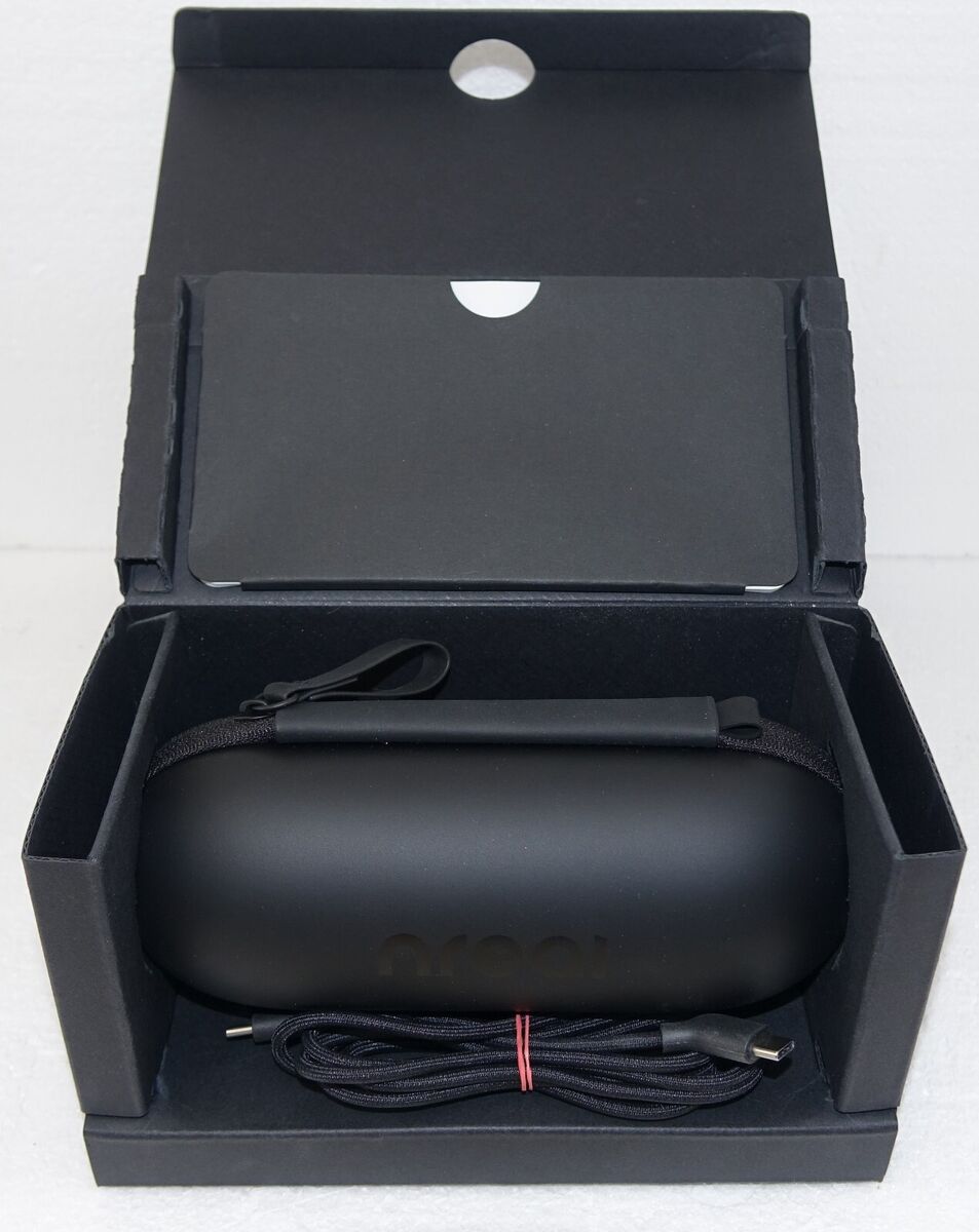 Nreal Air XREAL Air NR-7100RGL AR Glasses Smart Device Black Nreal Air XREAL Air NR-7100RGL AR Glasses Smart Device Black