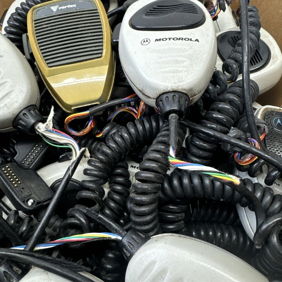 Lote de 17 MICRÓFONOS MOTOROLA/VERTEX PARA RADIO BIDIRECCIONAL Foto 2 de 4