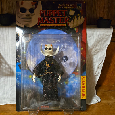 Full Moon Toys Mephisto Puppet Master Action Figure w/ Crystal Ball 1998, B/W
