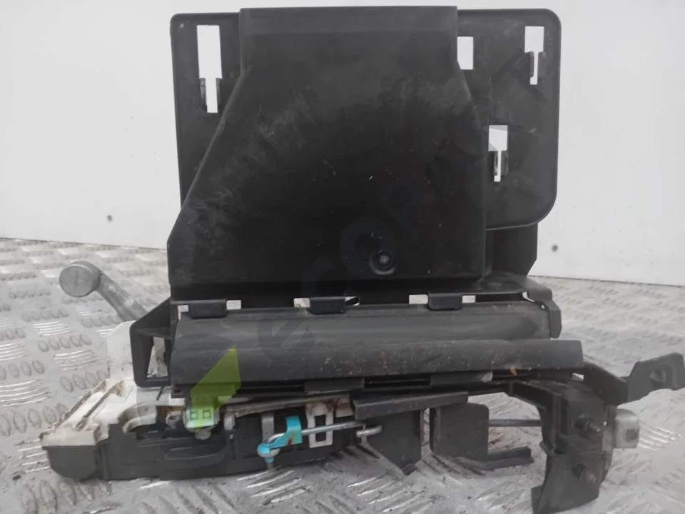 DODGE Nitro Sxt DOOR LOCK MECH LEFT FRONT - Image 4 of 4