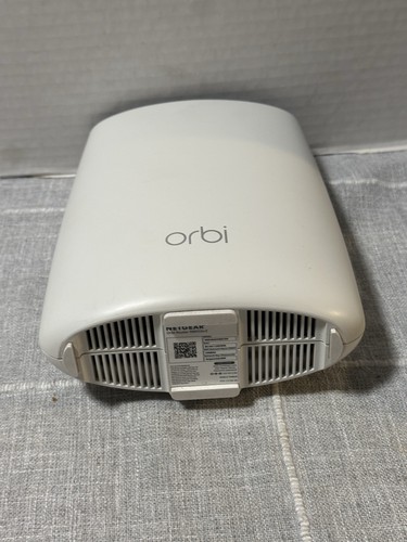 NETGEAR Orbi Router RBR50v2 AC3000 Tri-Band Wi-Fi Mesh System - Picture 8 of 11