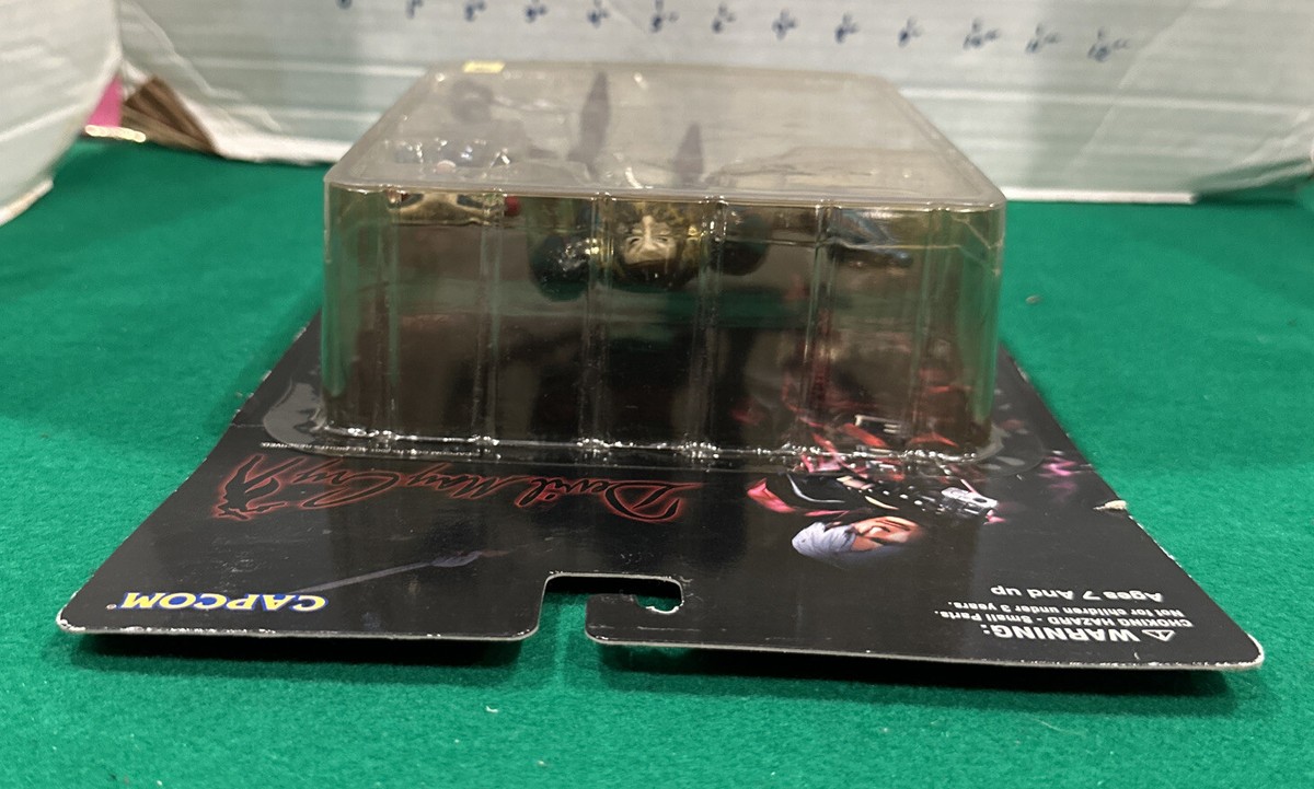 NEW - 2001 Capcom Devil May Cry Blue Marionette Jester NEW - 2001 Capcom Devil May Cry Blue Marionette Jester