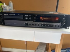 TASCAM CD-RW900 CD Recorder Black Stereo RCA Optical Coaxial CD CD-R CD-RW