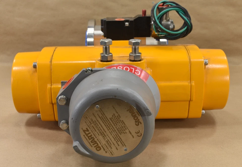 Actuador neumático de válvula de bola SS Elomatic F0200U, Velan 01413-SSEA-W330, 2" Foto 3 de 4