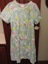 Vintage SMART TIME Ladies House Dress Robe SIZE 16 Floral Lace Pocket Snap NEW