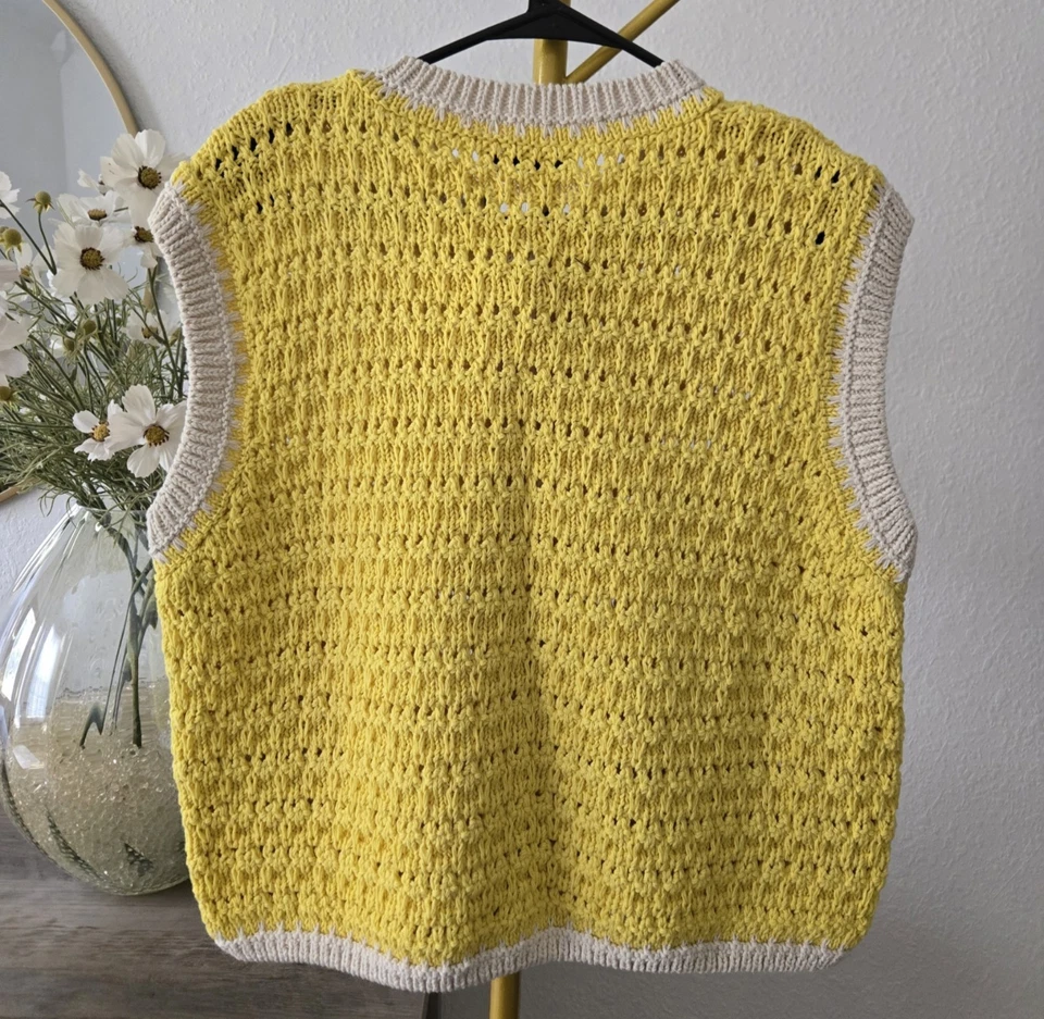 Zara Large Button Knit Vest Top, Yellow/White Size L - Image 2 of 4