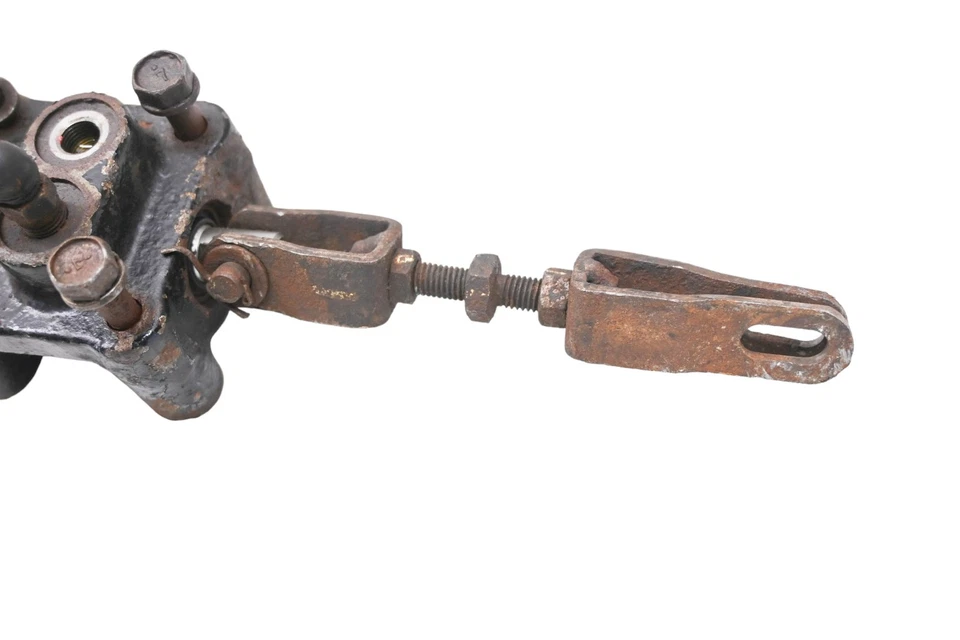 Cilindro de freno delantero derecho Kubota RTV1100CW 09 Foto 2 de 4