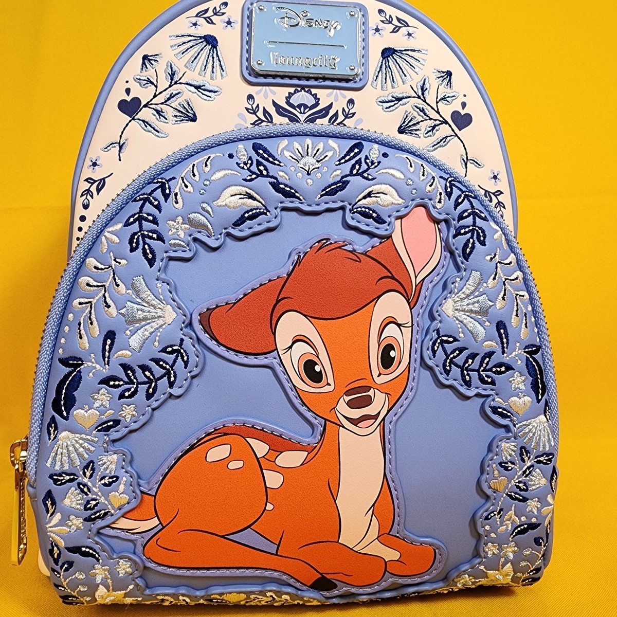 ディズニー loungefly ペガサス　ピン Loungefly Disney Bambi White and Blue Floral Flower Thumper Mini
