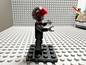 LEGO Movie Minifigure - Robo Pilot - TLM065 from Benny's Spaceship 70816