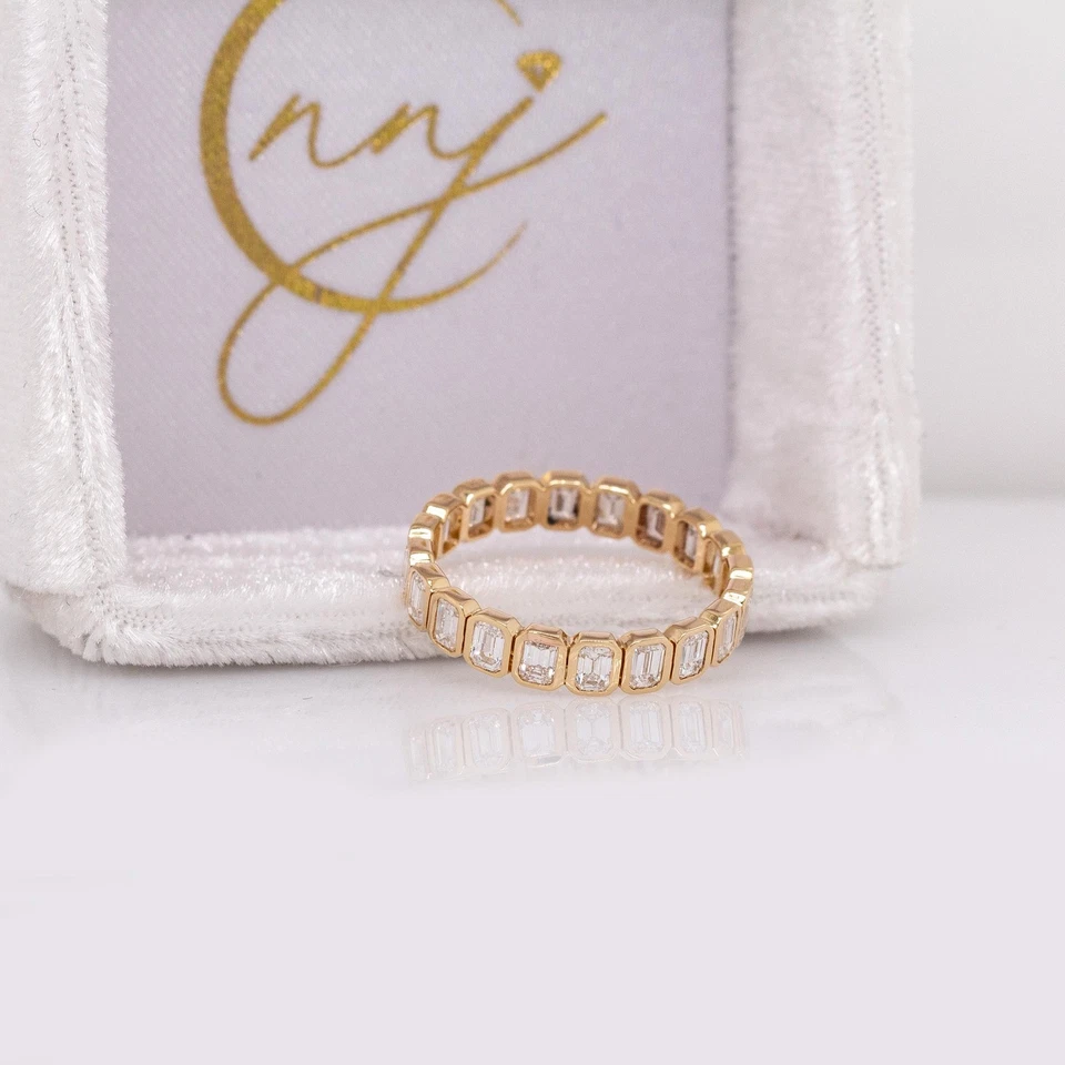 1.6cts Golden Glow Lab Created Diamond Band Ring: Solid 14k Yellow Gold - Image 4 of 4