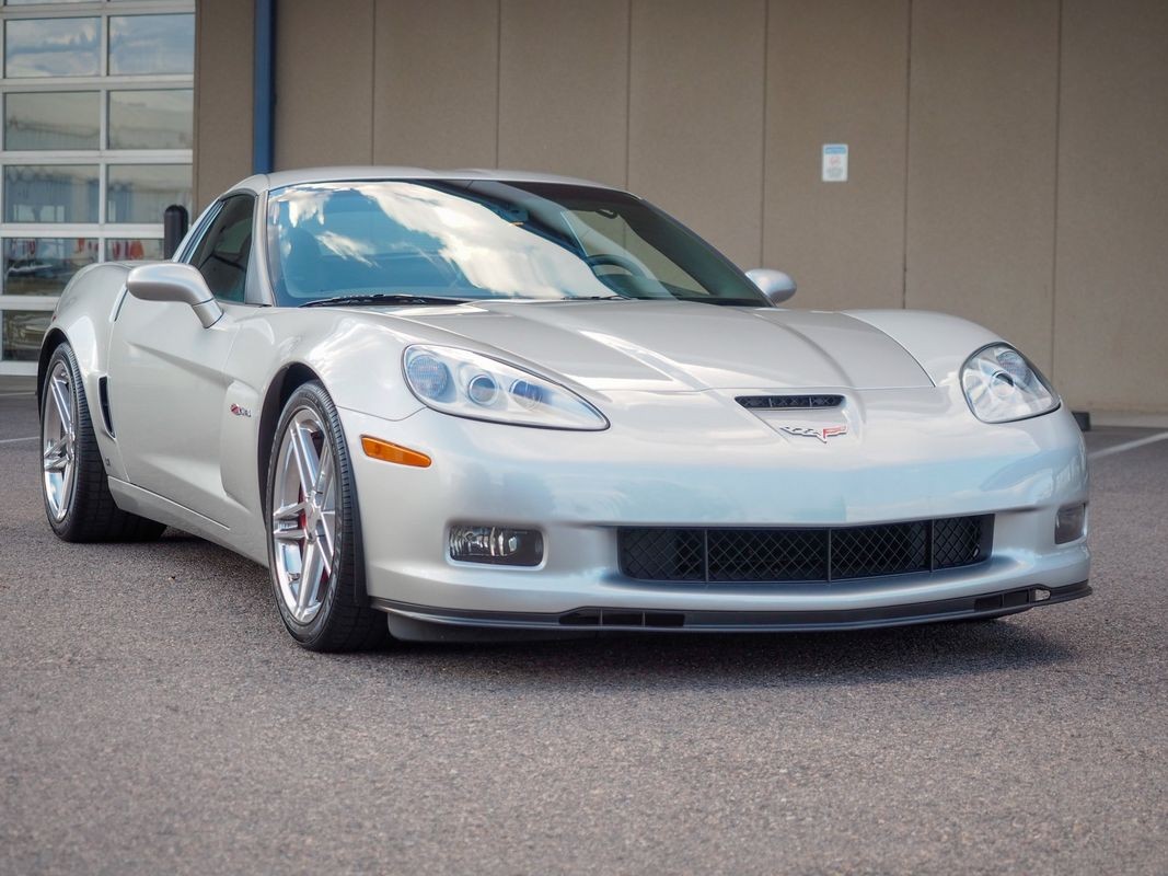 2007 Silver Chevrolet Corvette   | C6 Corvette Photo 8