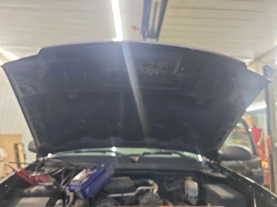 Hood GMC SIERRA 1500 07 08 09 10 11 12 13 - Image 2 of 2