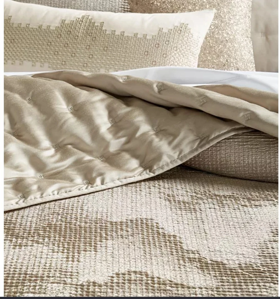 Hotel Collection Highlands Duvet Cover King 3pcSet Sham Stander 20"×28 O/Package - Image 3 of 4