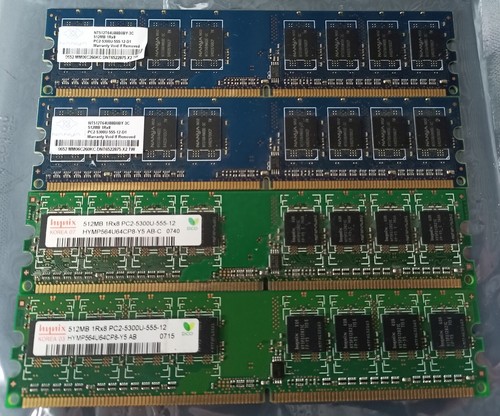 4 x 512MB (2GB) PC2-5300U DDR 667 Memory Modules-2 x matched pairs Hynix & Nanya - Picture 1 of 4