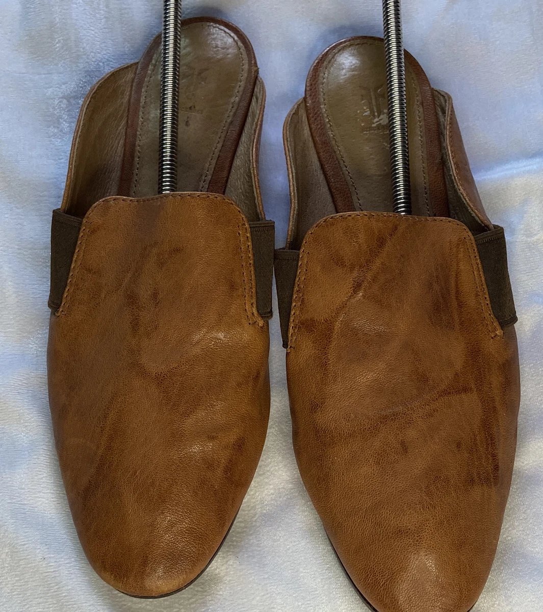Frye Terri Gore Mule Womens Shoes Distressed Italian Leather Flats Sz 8M