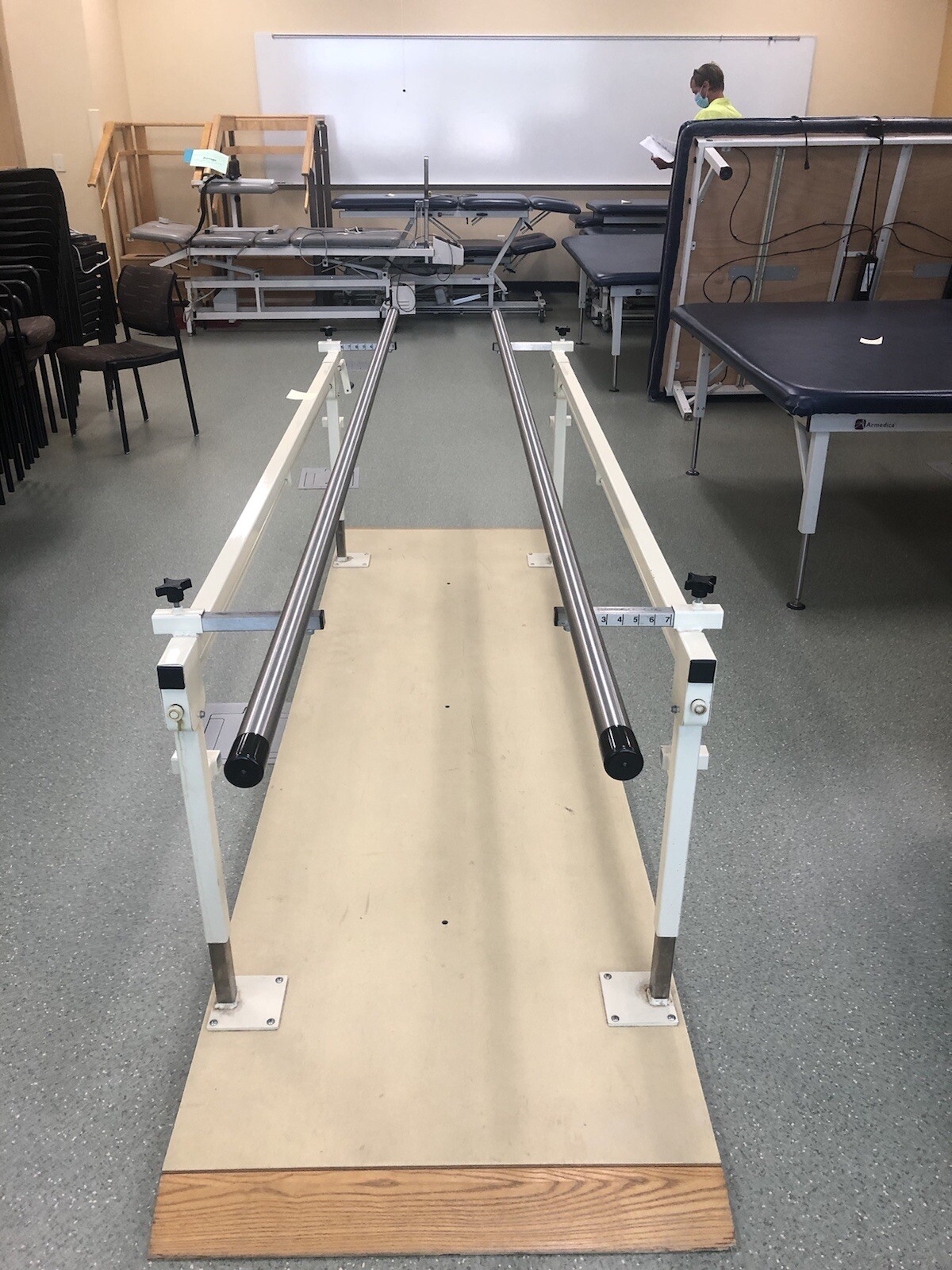 Midland Physical Therapy Parallel Bars 10' 1415 Crank Adjustable