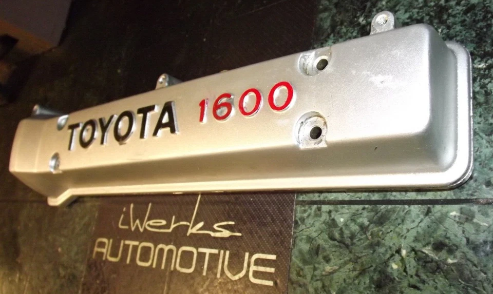 Cubierta de válvula inferior del motor OEM Toyota Corolla Celica GTS doble cámara 4AGE 4A-GE 1600 Foto 3 de 4