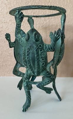 Dancing Frogs Wrought Iron Green Verdigris Plant Ostrich Egg Orb Candle Holder