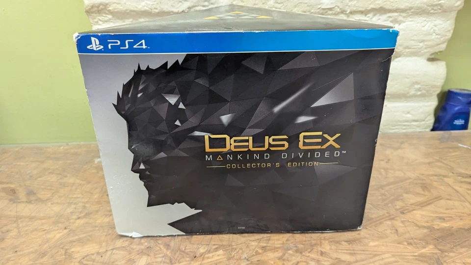 Deus Ex: Mankind Divided Collector's Edition Sony PlayStation 4, 2016 *NO GAME* - Image 2 of 4