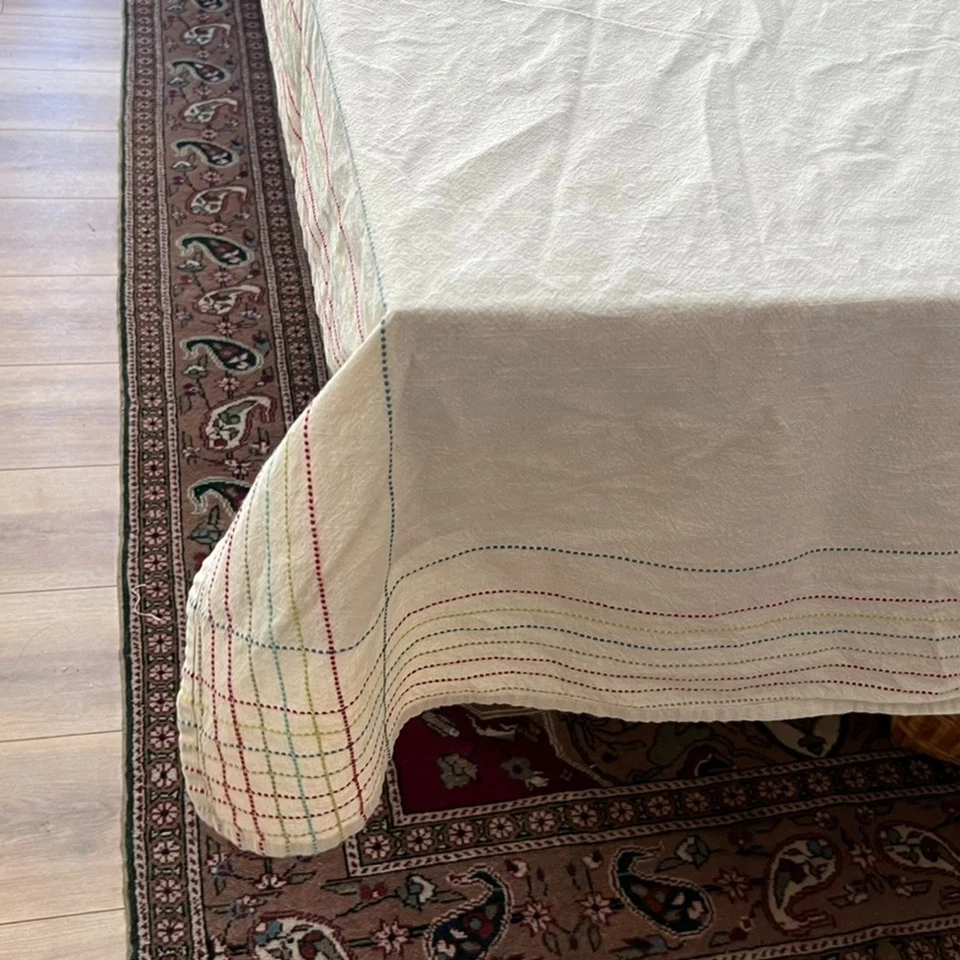 Mantel de algodón Target rojo/verde/azul bordado rayas punteadas 56"x115" Foto 3 de 4