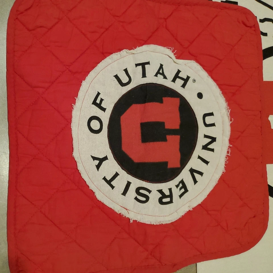  University of Utah Placemat, Towel, Laundry Bag NCAA College Licensed  - Image 2 of 4