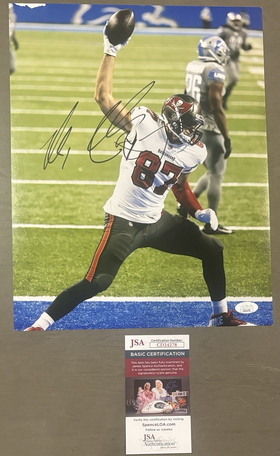 Rob Gronkowski Autographed Signed New England Patriots 11x14 Photo JSA COA Cert 