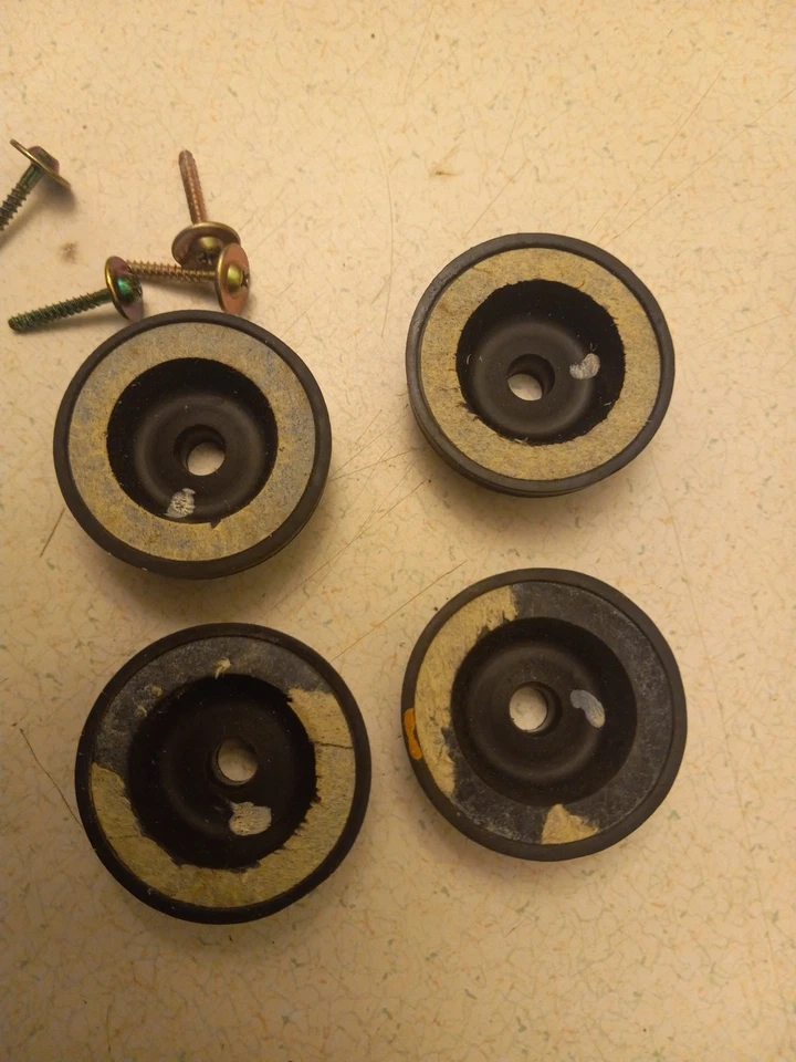 JVC L-A21 Turntable Parts - Original Rubber Feet With Screws - OEM parts - Image 2 of 2