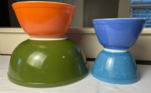 Pyrex Vintage Primary Colors Mixed Nesting Mixing Bowls 401 (2) 402 404 Set Of 4