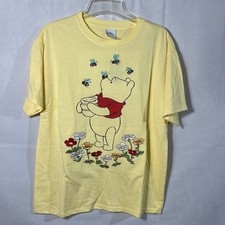 Disney Winnie the Pooh Yellow Graphic T Shirt Women's Medium Bees Flowers