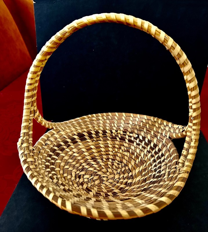 Vintage 80s Sweetgrass Gullah Gharleston S C 3 row weave handle 10x10x10"