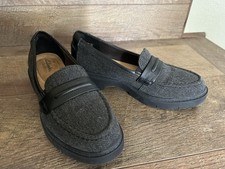 Clarks Collection Women  s Loafers Sz 6M - Charcoal Tweed With Black - Comfort