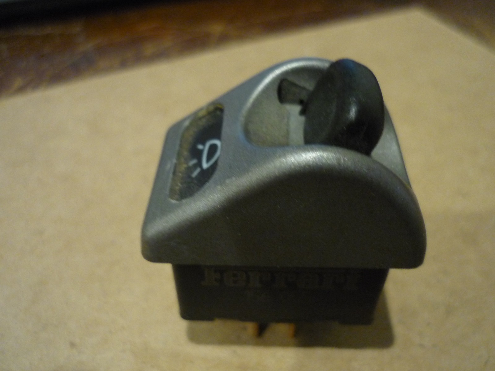 Ferrari 456 GTA Rear Roof light switch P/N 156055