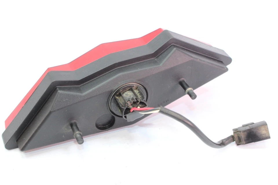 09-12 CAN-AM OUTLANDER MAX 800R OEM LUZ TRASERA 710001203 Foto 4 de 4
