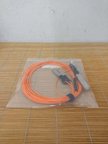 100% Extreme comp. 10GB-4-F03-QSFP 3M Breakout AOC cable used in plastic bag