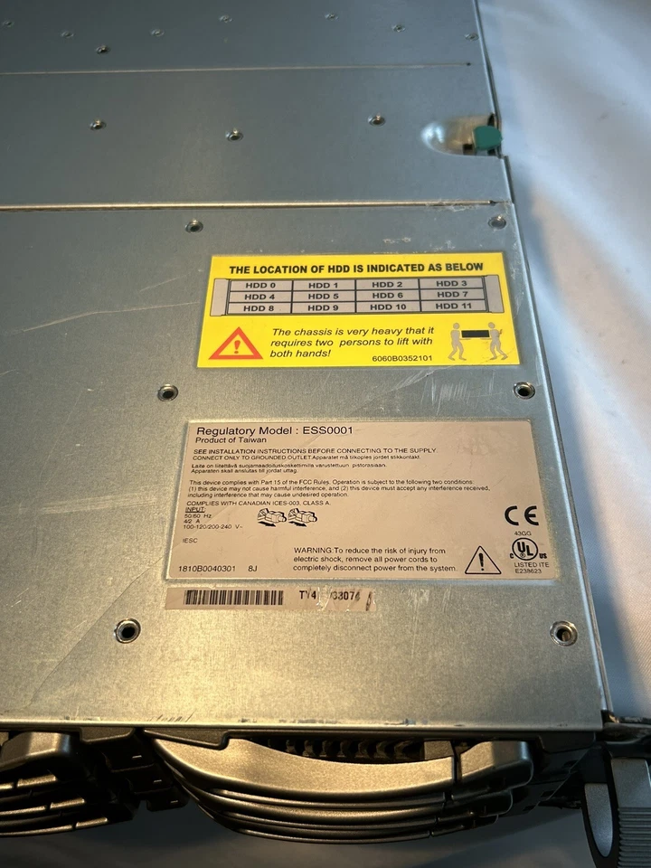 2u 12 bay Server Generic 1TB HD 2x DPS-700EB G Regulatory Model ESS0001 - Image 2 of 4