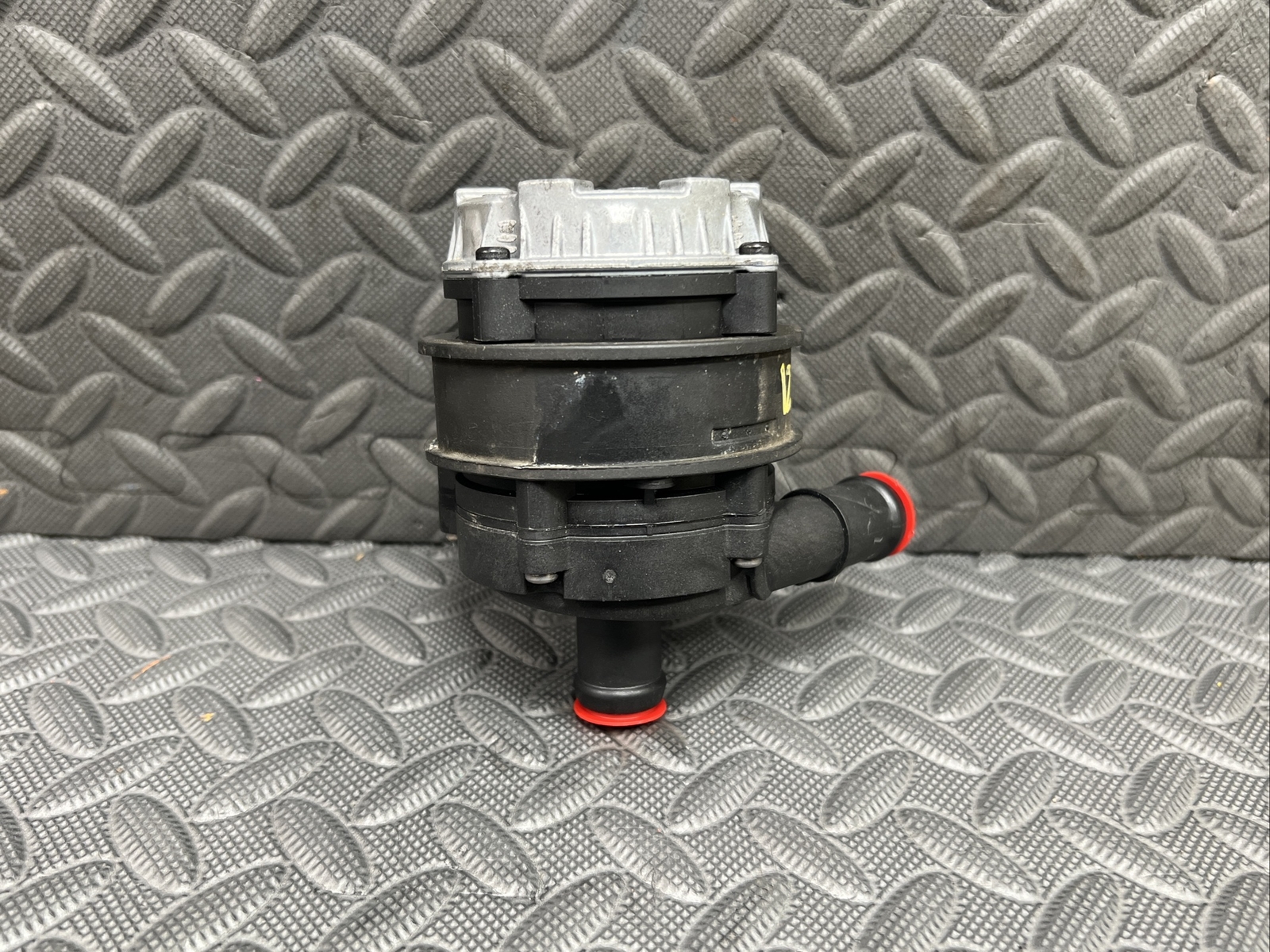 ✨OEM 2014-2021 Maserati Ghibli Quattroporte Electric Coolant Water Pump