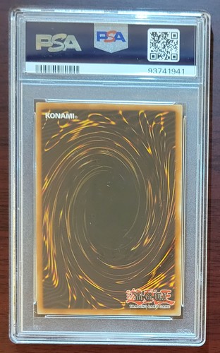 Yugioh! Blue-Eyes White Dragon DPKB-EN001 Super Rare 1st Edition PSA 9 MINT - Picture 2 of 2