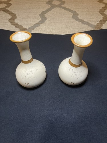 Bud Vases Set of 2 Made In Mexico Puerto Vallarta - Picture 2 of 4