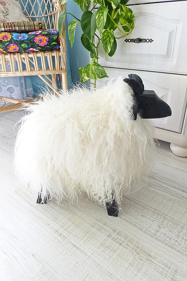 Natural Sheepskin Seat Cover Kids Room Footstool Winter Room Aesthetic Fur Pouf  - Image 2 of 4
