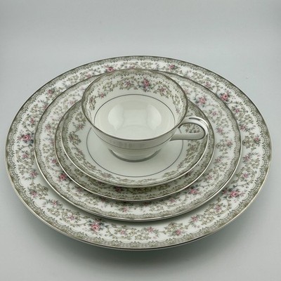 Noritake China Edgewood 5 Piece Plate Setting Dinner Salad Bread Cup & Saucer