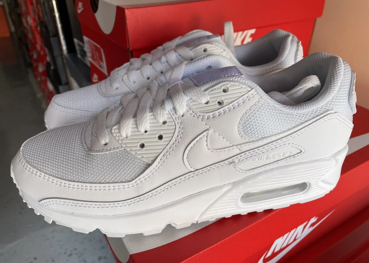Triple white 90s top