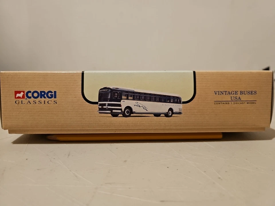 Corgi Classics #98602 General Motors 4505 Greyhound Lines Diecast NIB - Image 4 of 4