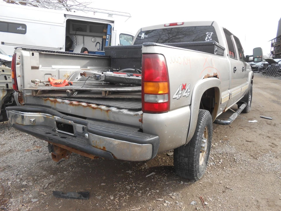 Used Interior Rear View Mirror fits: 2001 Chevrolet Silverado 2500 pickup Grade - Image 4 of 4