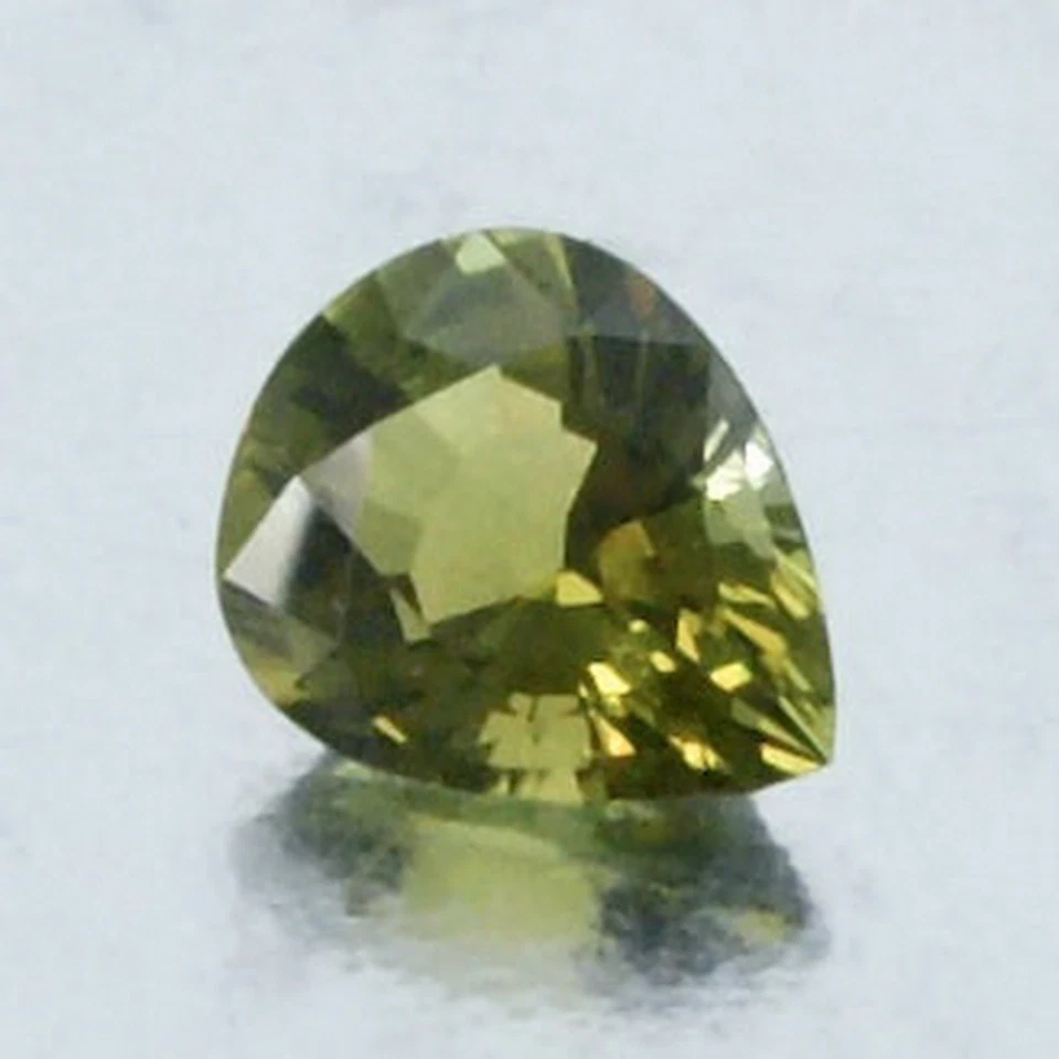 7,54 cts Natural Amarillo Verdoso TOURMALINA Pera Corte Gota Limpio Nigeria África Foto 3 de 4