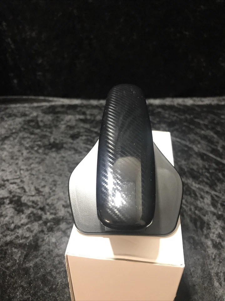 UGREEN Dashboard Phone Holder - Image 2 of 2