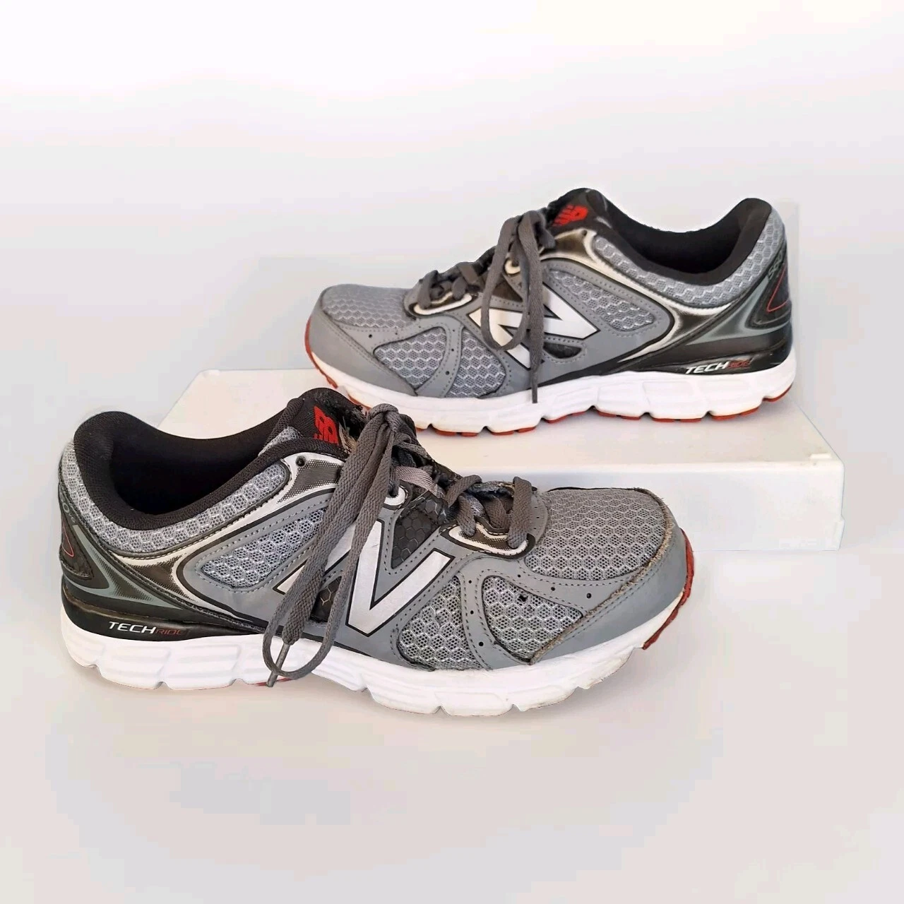 Scarpe da ginnastica New Balance 560 V6 Tech Ride da uomo taglia 8 EEEE grigio M560LR6
