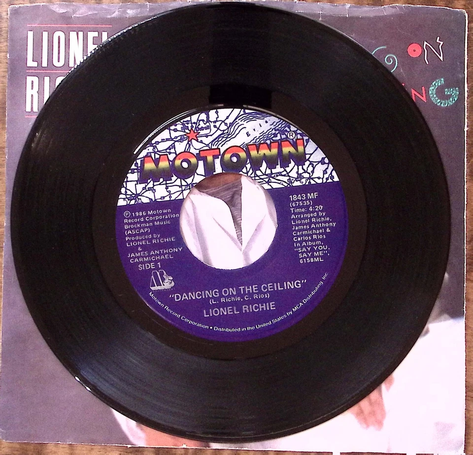 LIONEL RICHIE DANCING ON THE CEILING/LOVE WILL FIND A WAY MOTOWN VINYL 45 52-33 Foto 2 de 3
